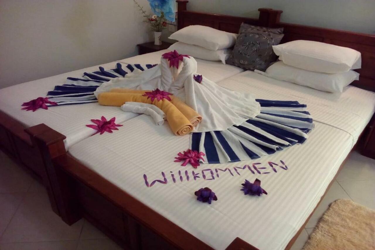 Methira Villa Aluthgama Esterno foto