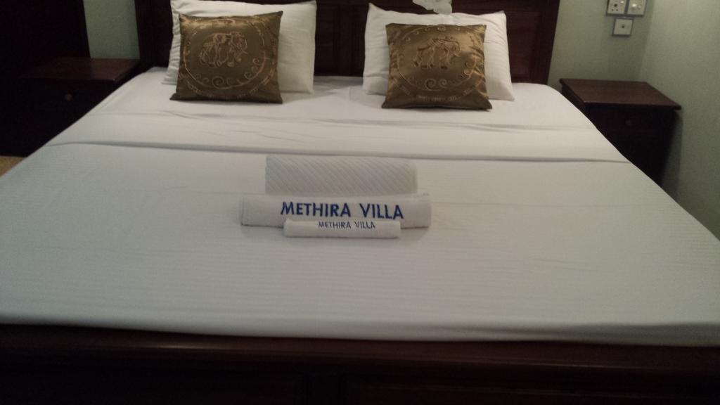 Methira Villa Aluthgama Esterno foto